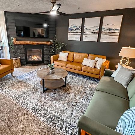 Remodeled Summit Condo At Snowshoe - Modern & Cozy 외부 사진